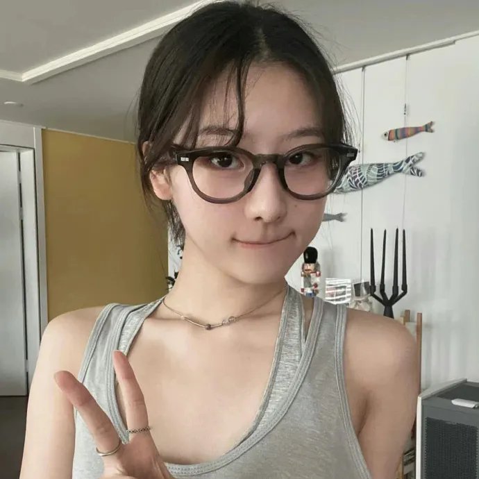 人群中的孩童